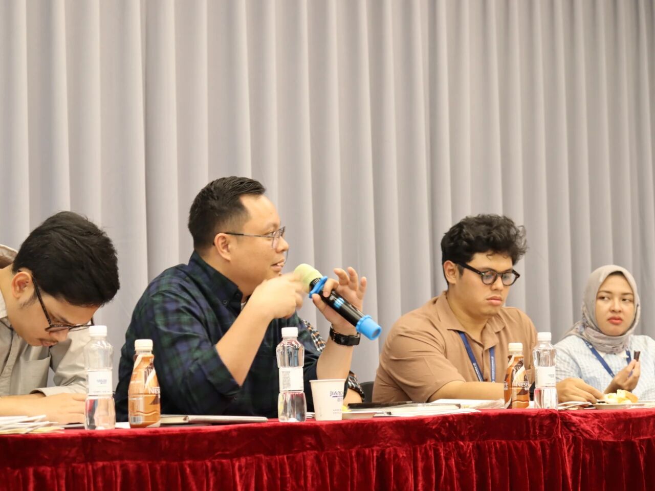 嘉戎技術(shù)交流會(huì )現場(chǎng)